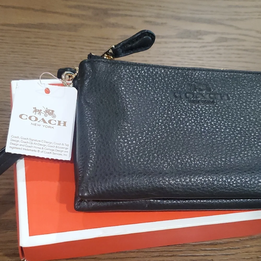 Coach Black Pebbled Leather Wristlet Bag - Picture 11 of 11